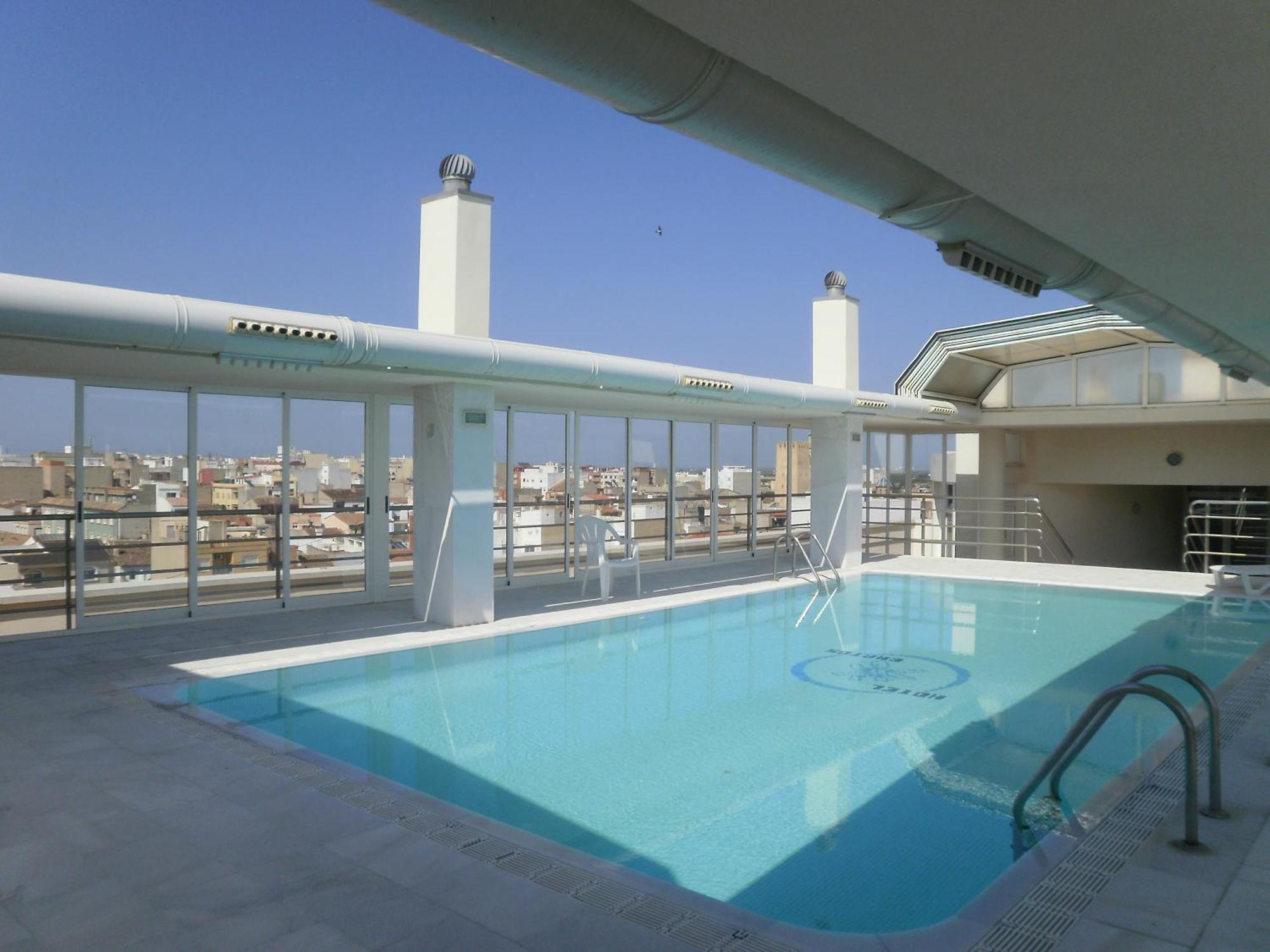 Hotel Bartos Almussafes Bagian luar foto