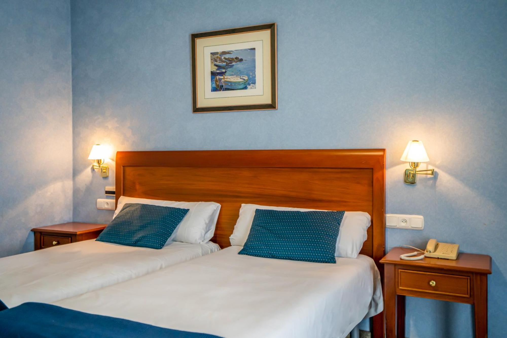 Hotel Bartos Almussafes Bagian luar foto